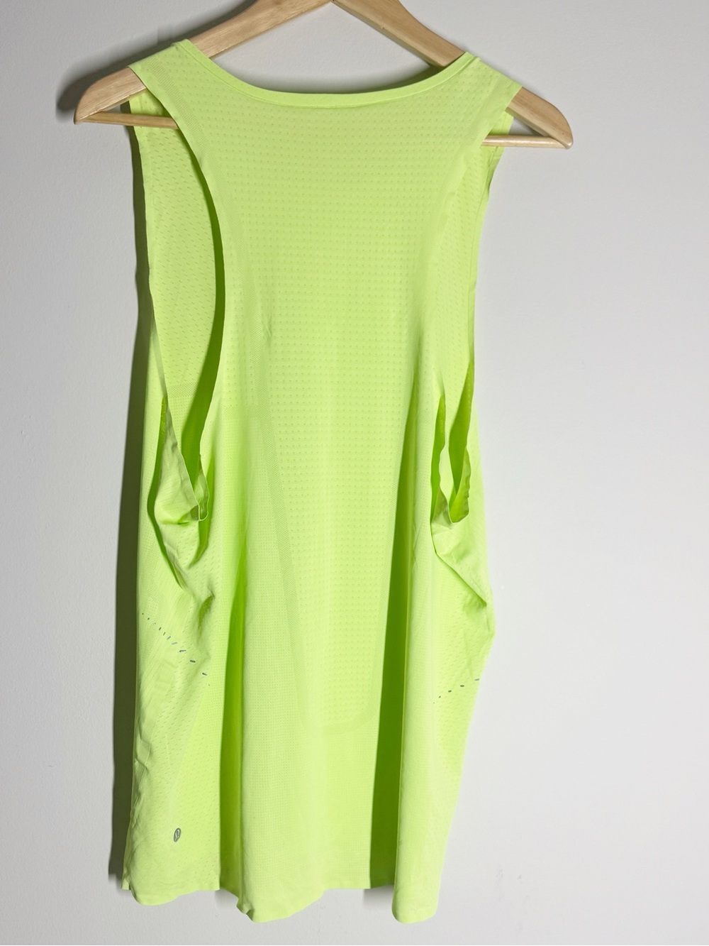 Lululemon Men's Fast and Free Singlet Breathable Performance Tank Top Neon Green - Picture 3 of 7
